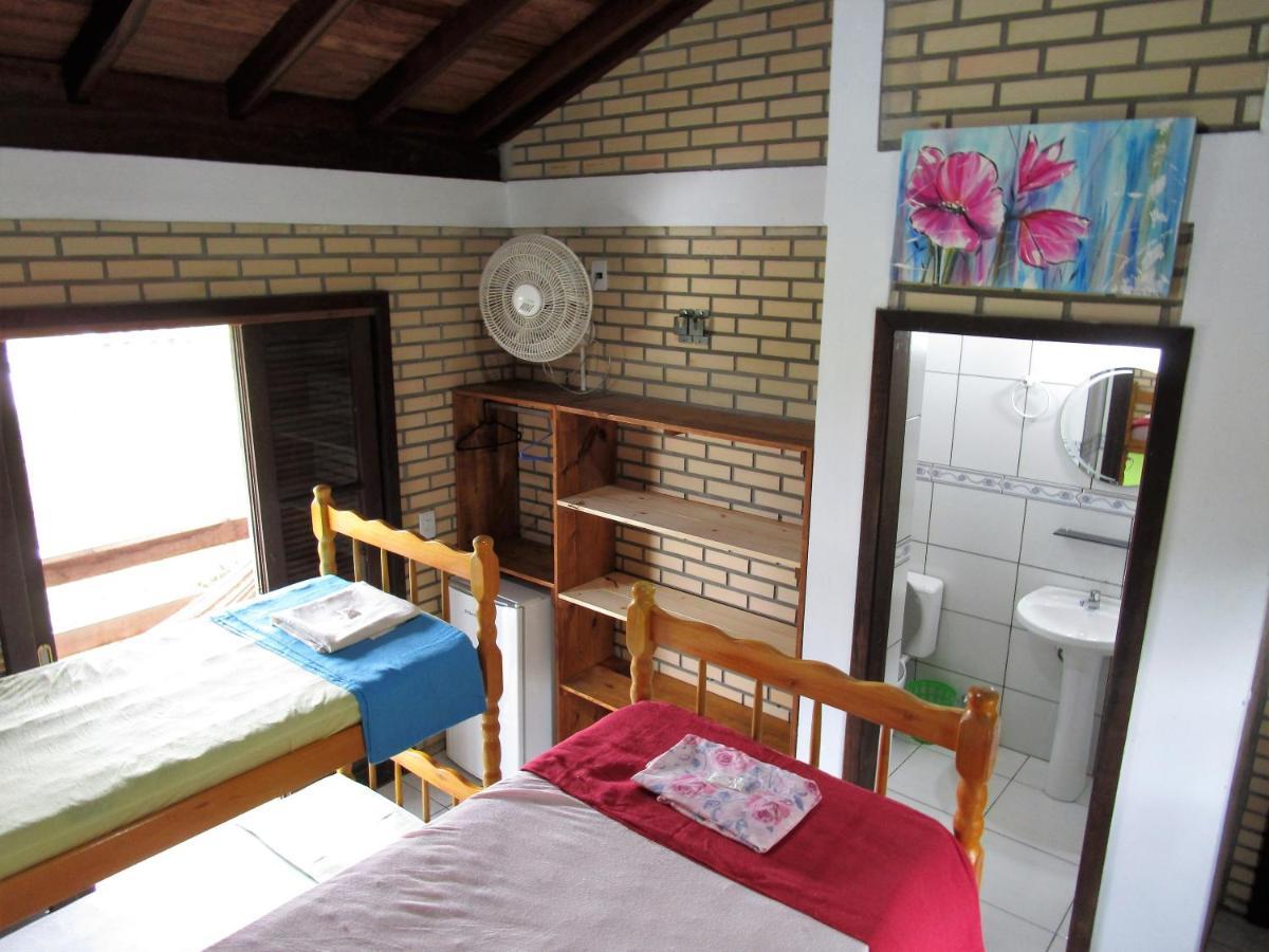 Paraiso Hostel Praia Do Rosa Bagian luar foto