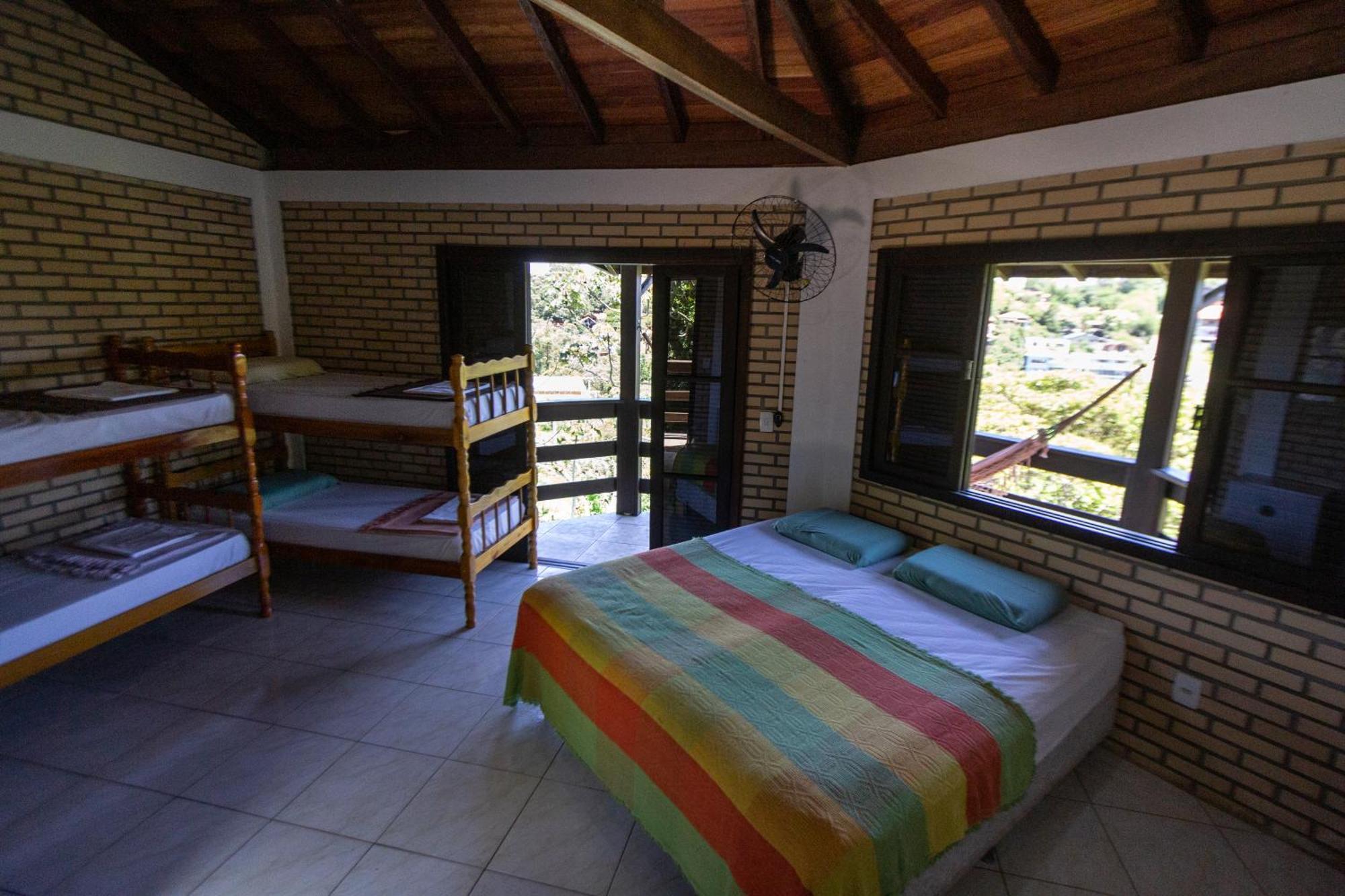 Paraiso Hostel Praia Do Rosa Bagian luar foto